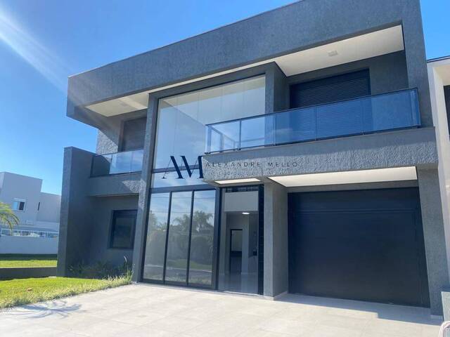 #CA136 - Casa para Venda em Capão da Canoa - RS - 2